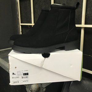 Wolf-Z Black Chelsea Boots NEW